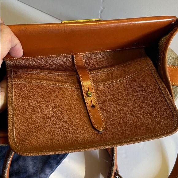 Vintage Dooney & Bourke leather doctor satchel bag w/key, charm & dustbag - Picture 7 of 16